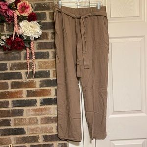 Linen mix beige tan pants large Umgee